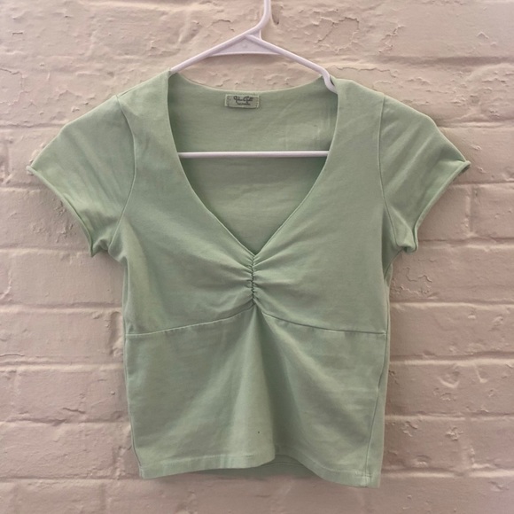 Brandy Melville Tops - Light green Gina 💚